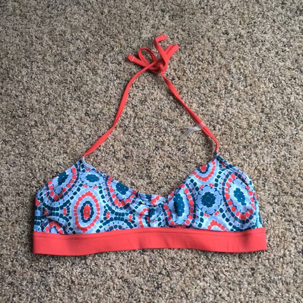 Never been worn bikini top from aerie